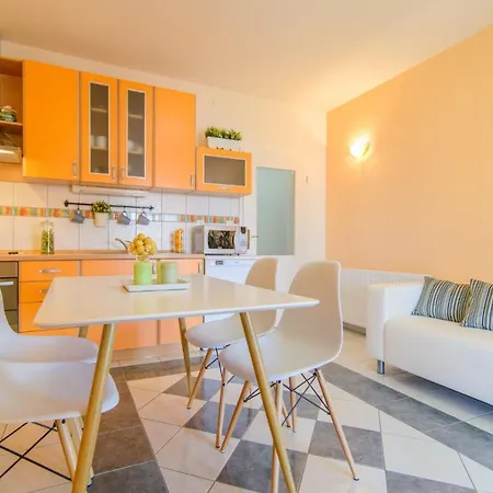 Dubravka Apartament Trogir
