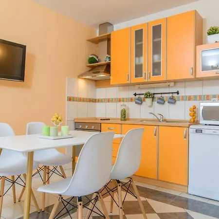 Apartament Dubravka *