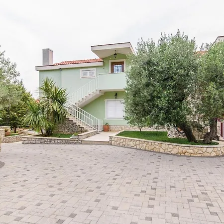 Dubravka Apartment Trogir